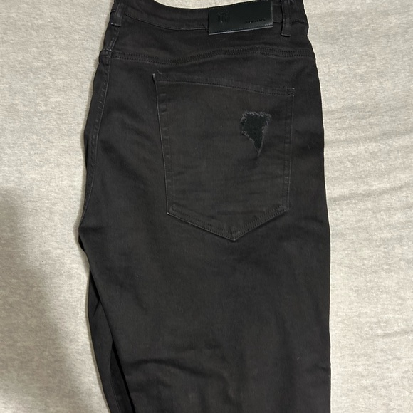 Black Ripped Jeans - Picture 4 of 6